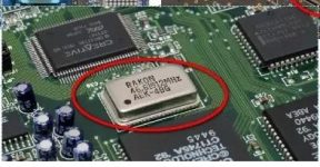 The crystal oscillator also has to look at how to design PCB crystal oscillators
