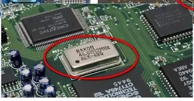The crystal oscillator also has to look at how to design PCB crystal oscillators