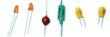Detailed knowledge point data collection description of capacitors and capacitors
